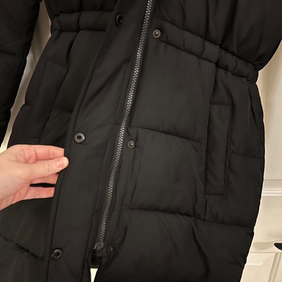 Hollister winter jacket - Picture 2 of 4